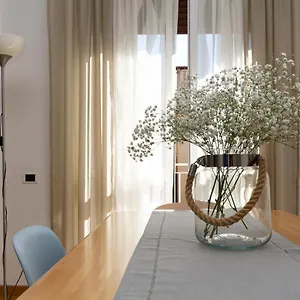yourbanflat-porta-altinate.hotelinveneto.com/