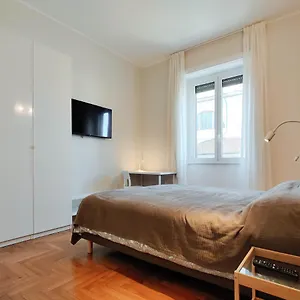downtown-apartment-merlo.it-lombardy.com/